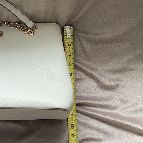 Anne Klein Off White and Gold Shoulder Bag with Chain Details Like New! - Picture 14 of 14